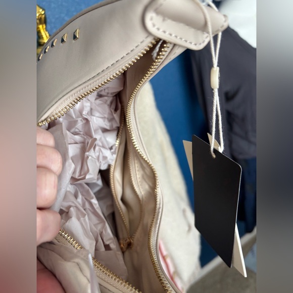 NWT-VALENTINO ORLANDI Vegan Leather shoulder bag, gold hardware,coin-wallet - Picture 10 of 15